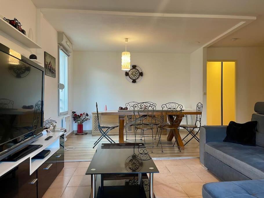 L'Appartement Michelet - Parking Prive Et Gratuit - 2Km Cite Medievale Carcassonne Luaran gambar